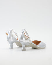 ZAPATO VESTIR MUJER PUNTERA Y TALON CERRADO CON PULSERA COLOR PLATA DESIREE MACA 3