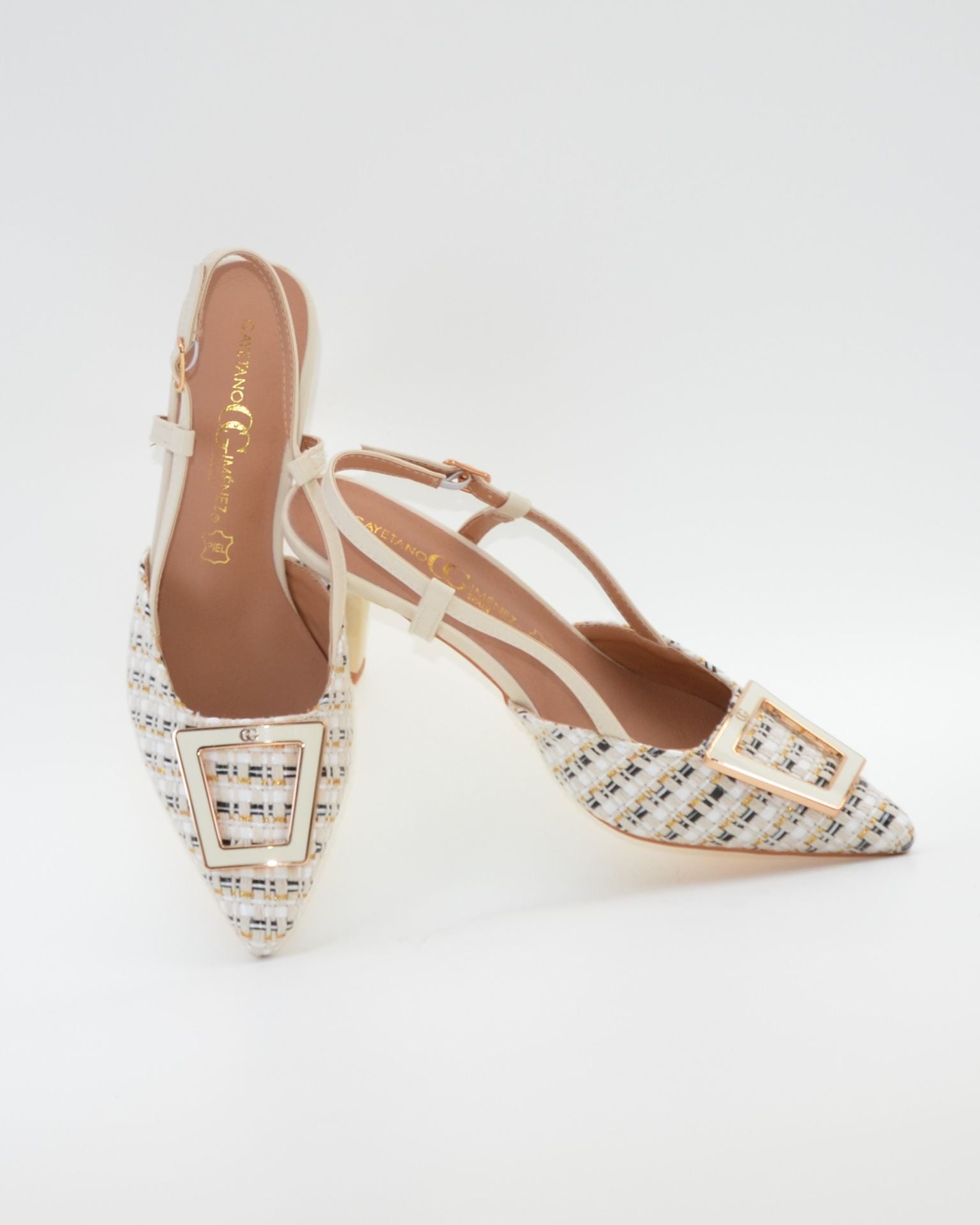 ZAPATO FIESTA MUJER TEJIDO BLANCO ADORNO METÁLICO CAYETANO 56022