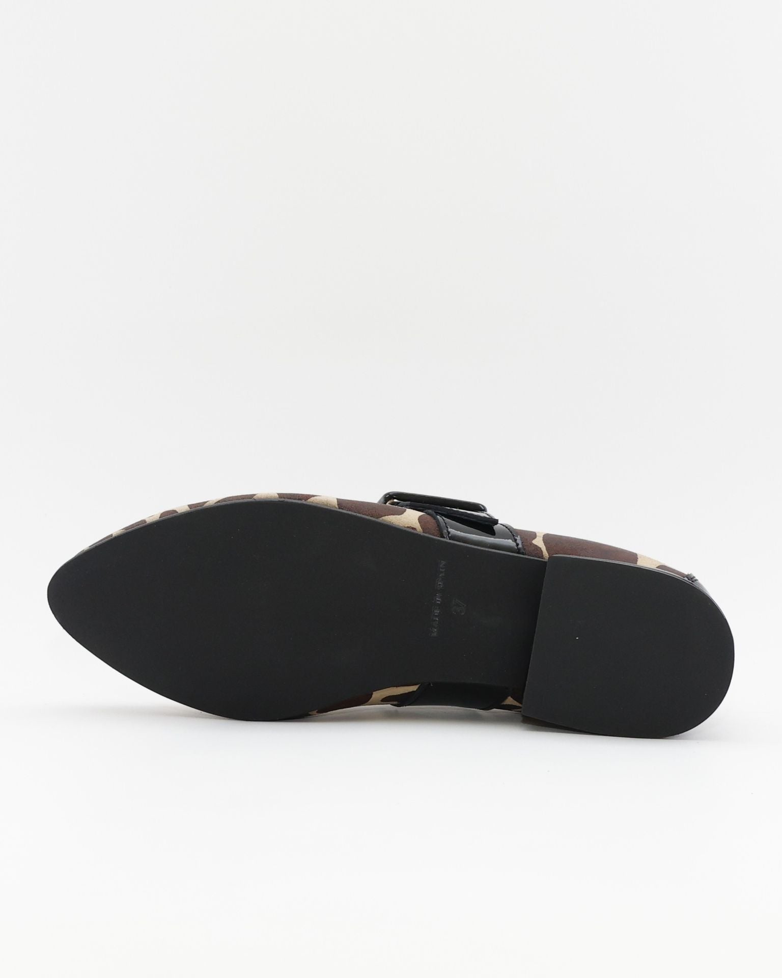 MERCEDITAS MUJER ANIMAL PRINT JIRAFA CHAROL NEGRO CON CORREA Y HEBILLA LACOMBA CEDAR