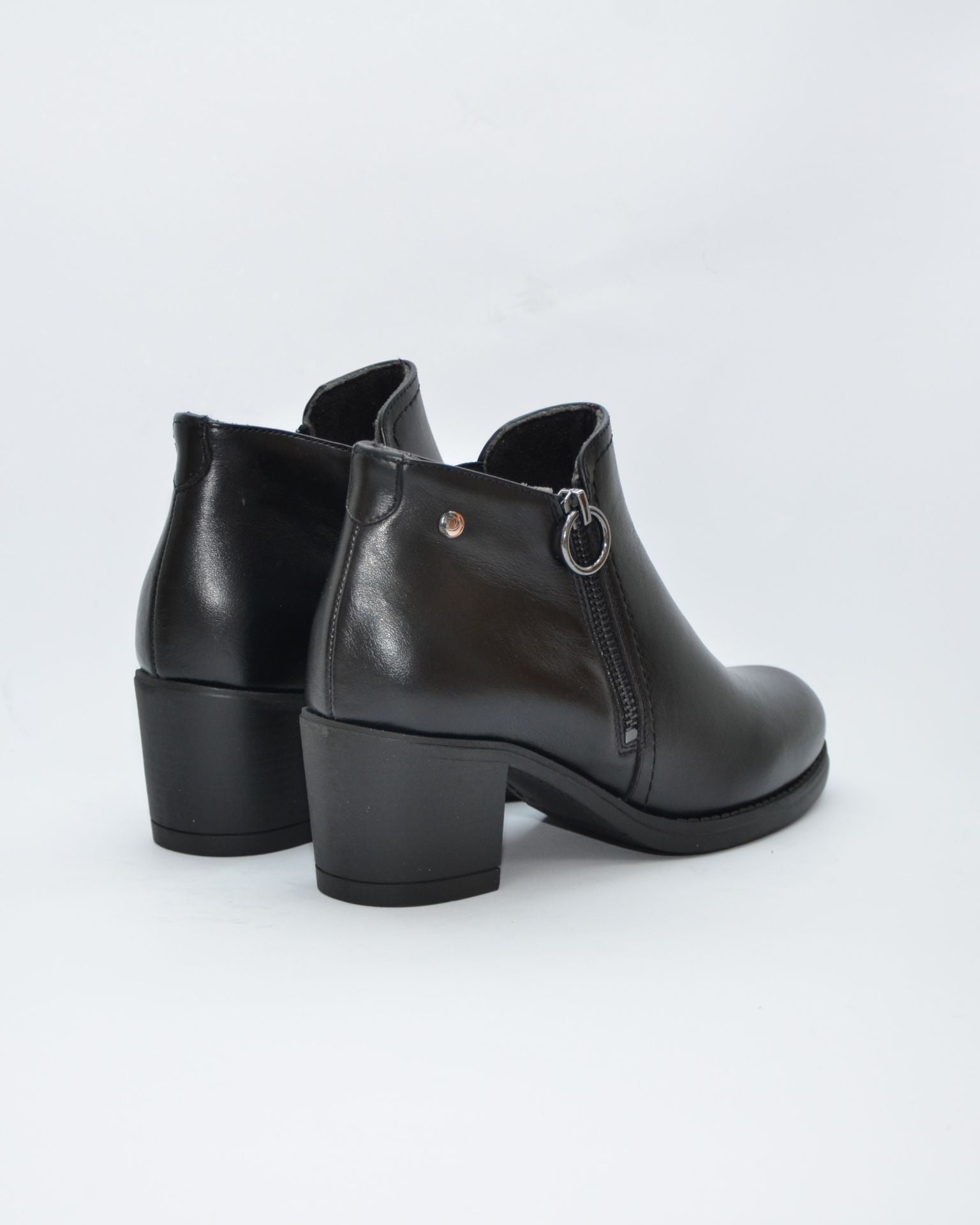 BOTIN NEGRO TACON CUADRADO 8816 NAPA NEGRO