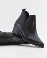 BOTIN MUJER TACON ANCHO PIEL NEGRO KAOLA 3056
