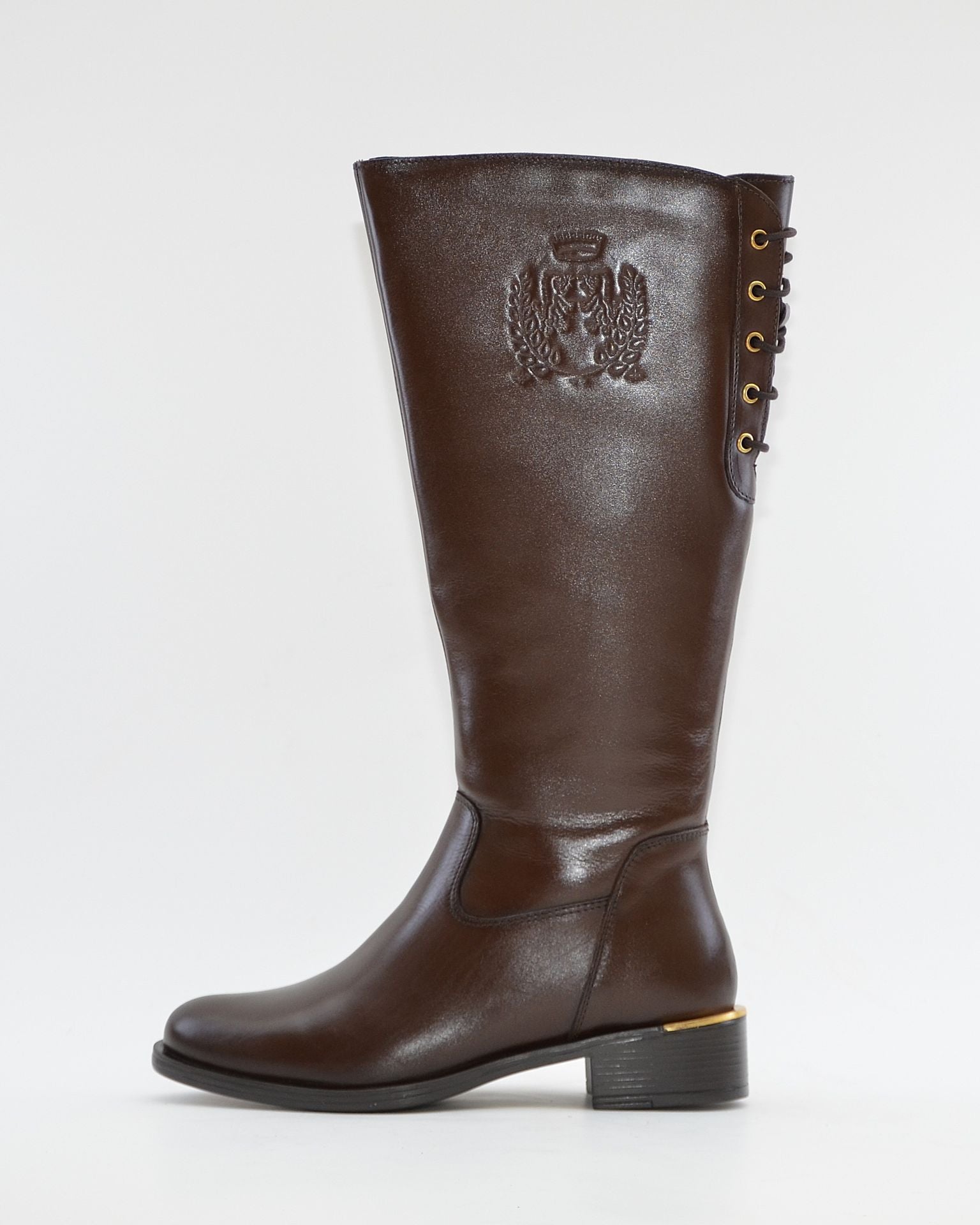 BOTA PLANA MUJER COLOR MARRÓN CON APERTURA AJUSTABLE EN EL GEMELO CARMELA 164010