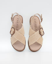 SANDALIA MUJER PLANA BEIGE CON DETALLES EN CUERDA TRENZADA CARMELA 163160