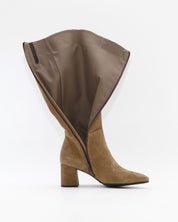 BOTA ALTA MUJER TACON ANCHO EN SERRAJE TAUPE PATRICIA MILLER 6961
