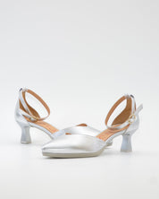 ZAPATO VESTIR MUJER PUNTERA Y TALON CERRADO CON PULSERA COLOR PLATA DESIREE MACA 3