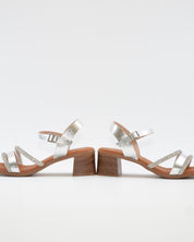 SANDALIA MUJER COLOR PLATA TACON PLANTA DE GEL OH MY SANDALS 5905