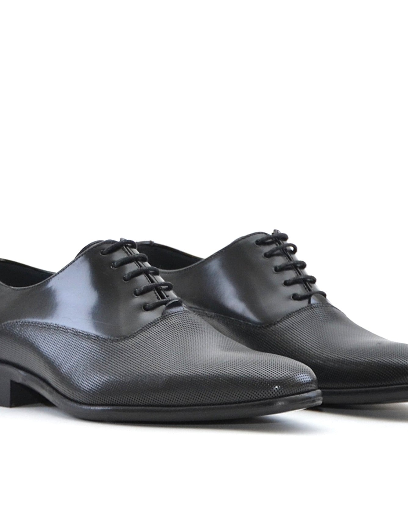 ZAPATO HOMBRE OXFORD FLORENTIC NEGRO MICROPERFORADO