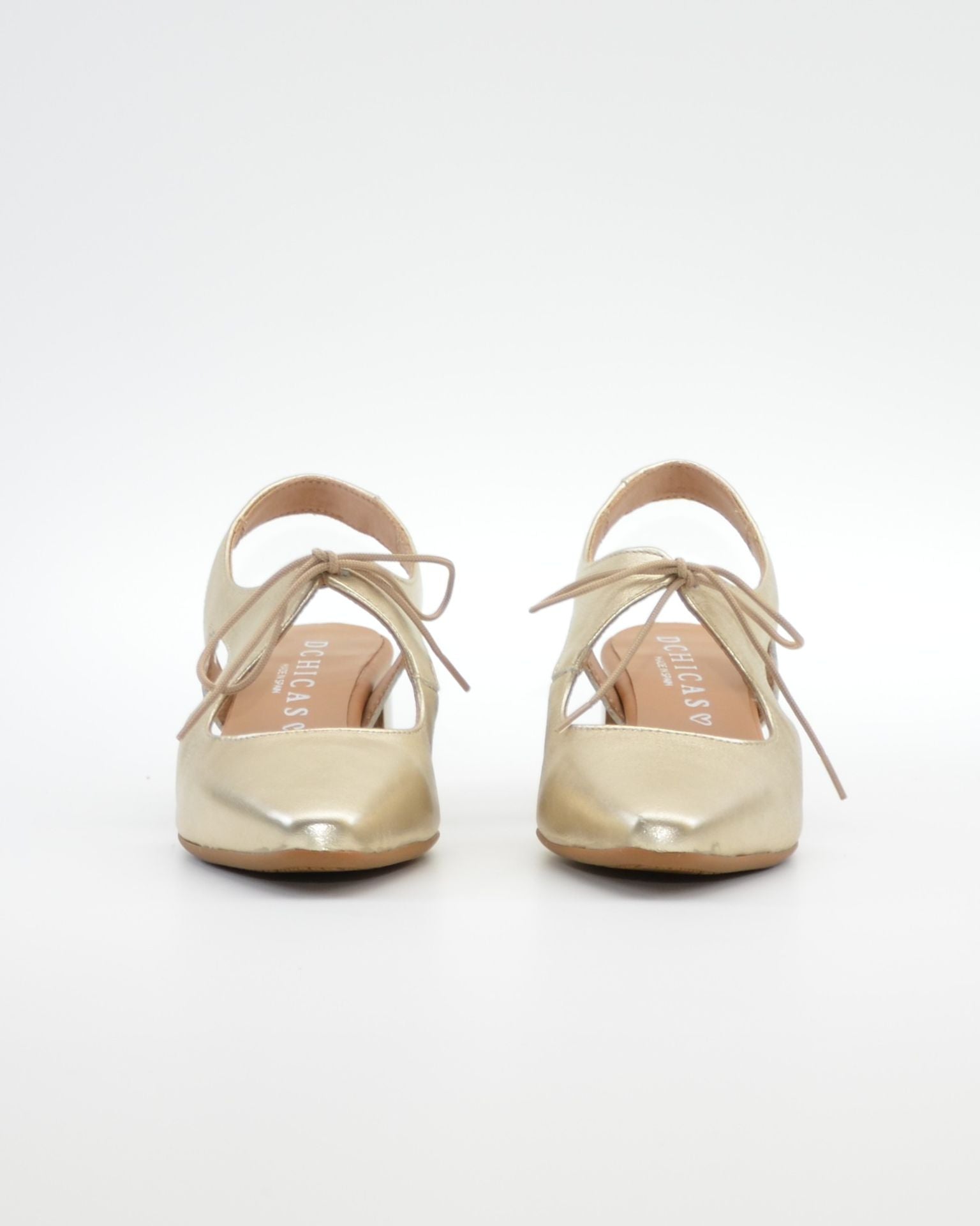 ZAPATO MUJER PLATINO TACON GRUESO DESTALONADO CON CORDON D CHICAS 4892 E. SAHARA