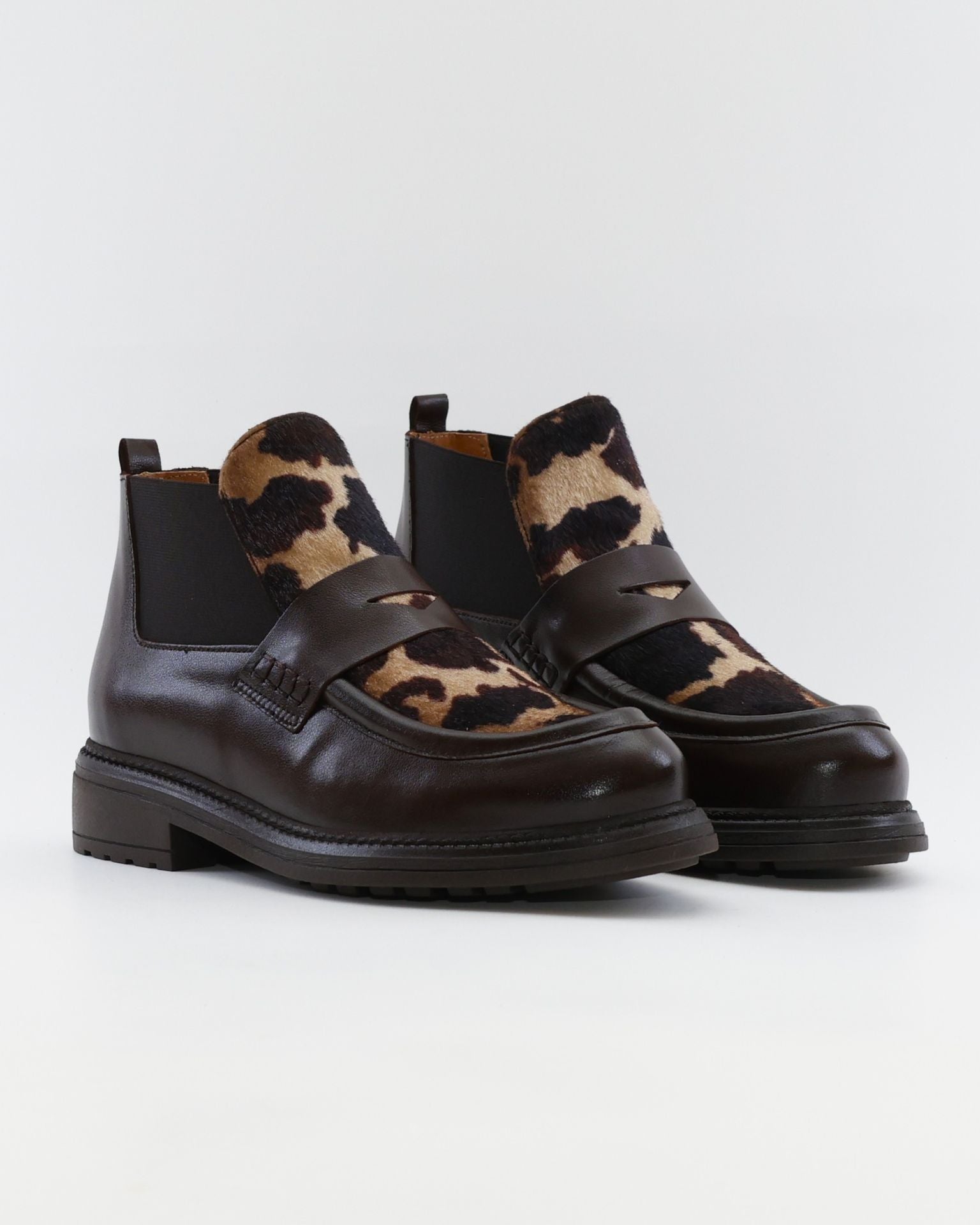 BOTIN CHELSEA MUJER PIEL MARRON CON ANIMAL PRINT LACOMBA BASIL