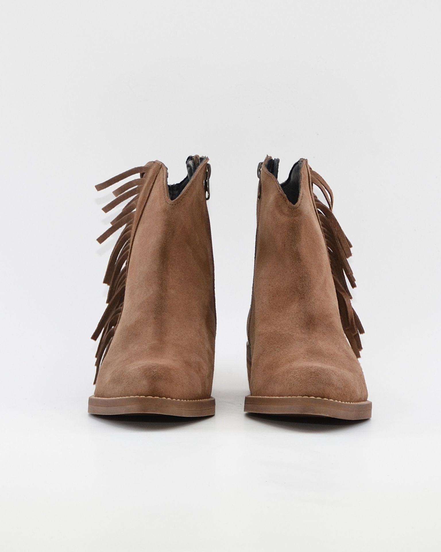 BOTIN MUJER COWBOY CON FLECOS COLOR SERRAJE TAUPE JORDANA 5161