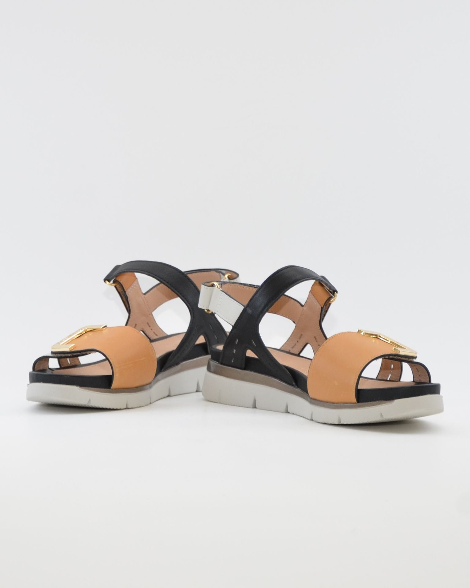 SANDALIA PLANA MUJER STONEFLY DOS VELCROS COMBI CAMEL BLANCO Y NEGRO