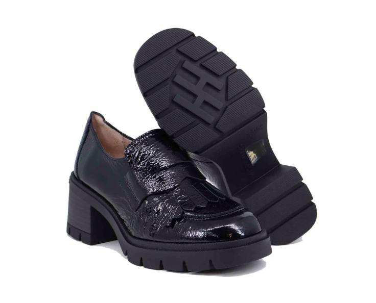 ZAPATO PLATAFORMA ELASTCIOS CHAROL NEGRO HI243610