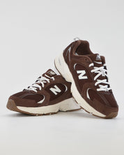 SNEAKERS NEW BALANCE U530 SCW ZAPATILLAS MUJER COLOR MARRON CHOCOLATE