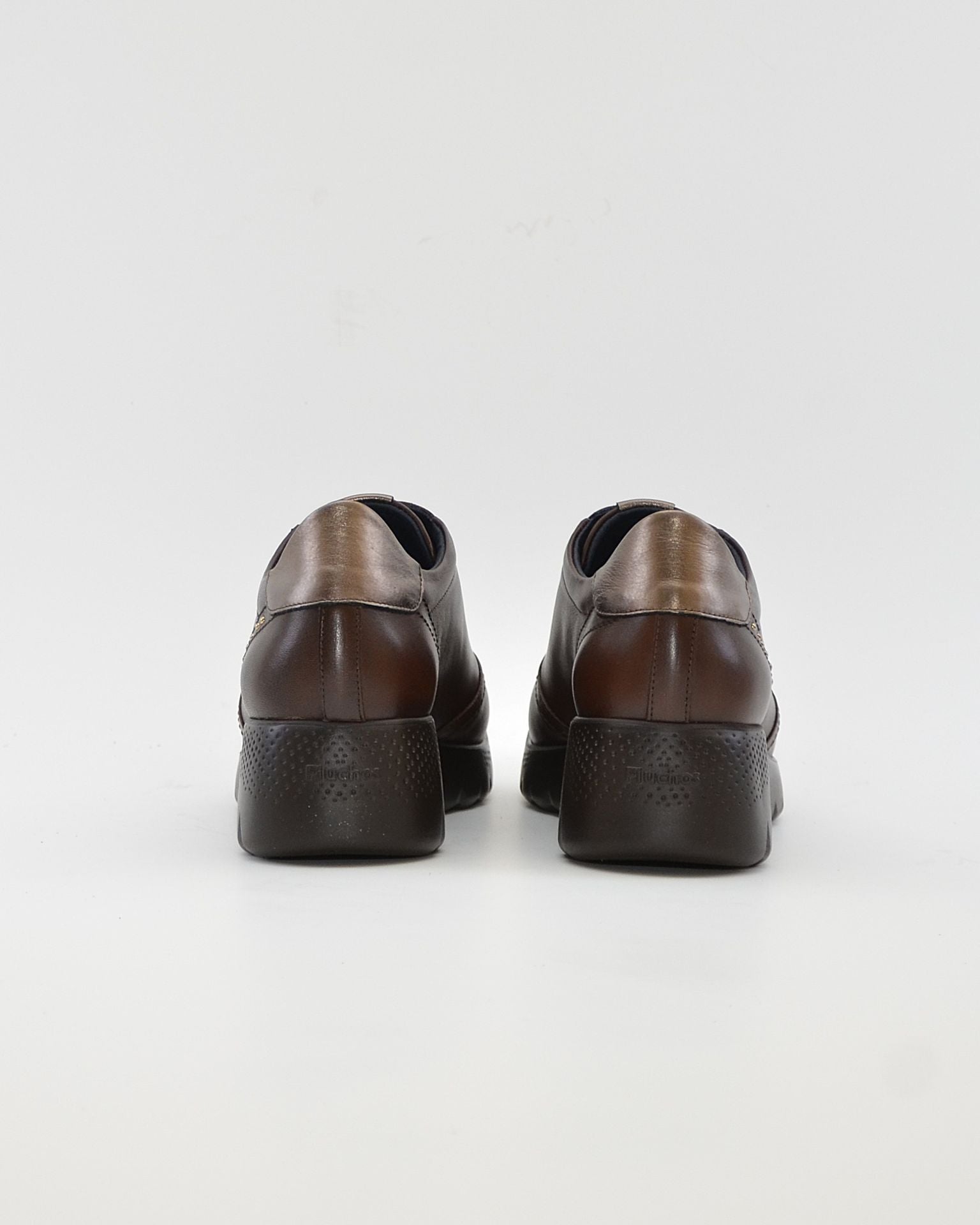 ZAPATO DE CORTE DEPORTIVO CUÑA MUJER ELÁSTICOS FLUCHOS LIVE F2096 CASTAÑO