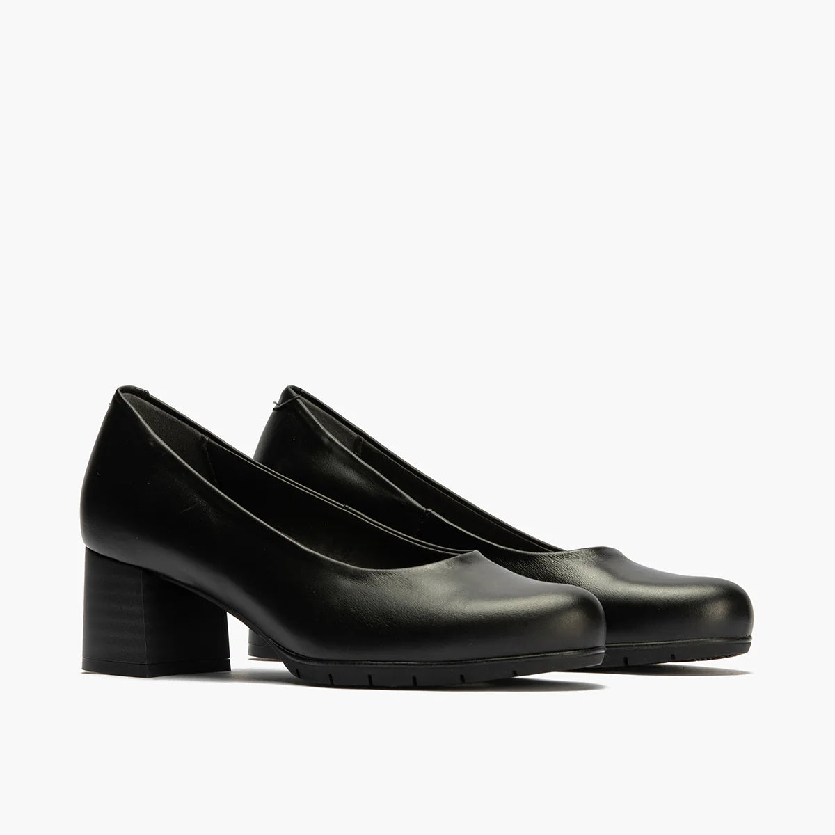 ZAPATO SALON NEGRO TACON BAJO 101
