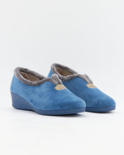 ZAPATILLA MUJER CERRADA CON CUÑA COLOR AZUL JEANS J.ORTEGA 1840