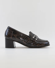 ZAPATO MUJER ANCHO ESPECIAL CON PLANTILLA EXTRAIBLE CHAROL PITÓN MARRÓN PITILLOS 11643