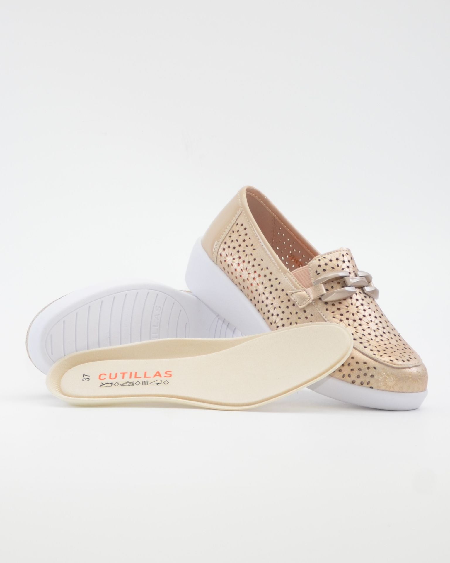 MOCASIN ANCHO ESPECIAL COLOR PLATINO DOCTOR CUTILLAS 38475