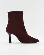 BOTIN DE MUJER TACON FINO COLOR SERRAJE BURDEOS DESIREE SHEILA