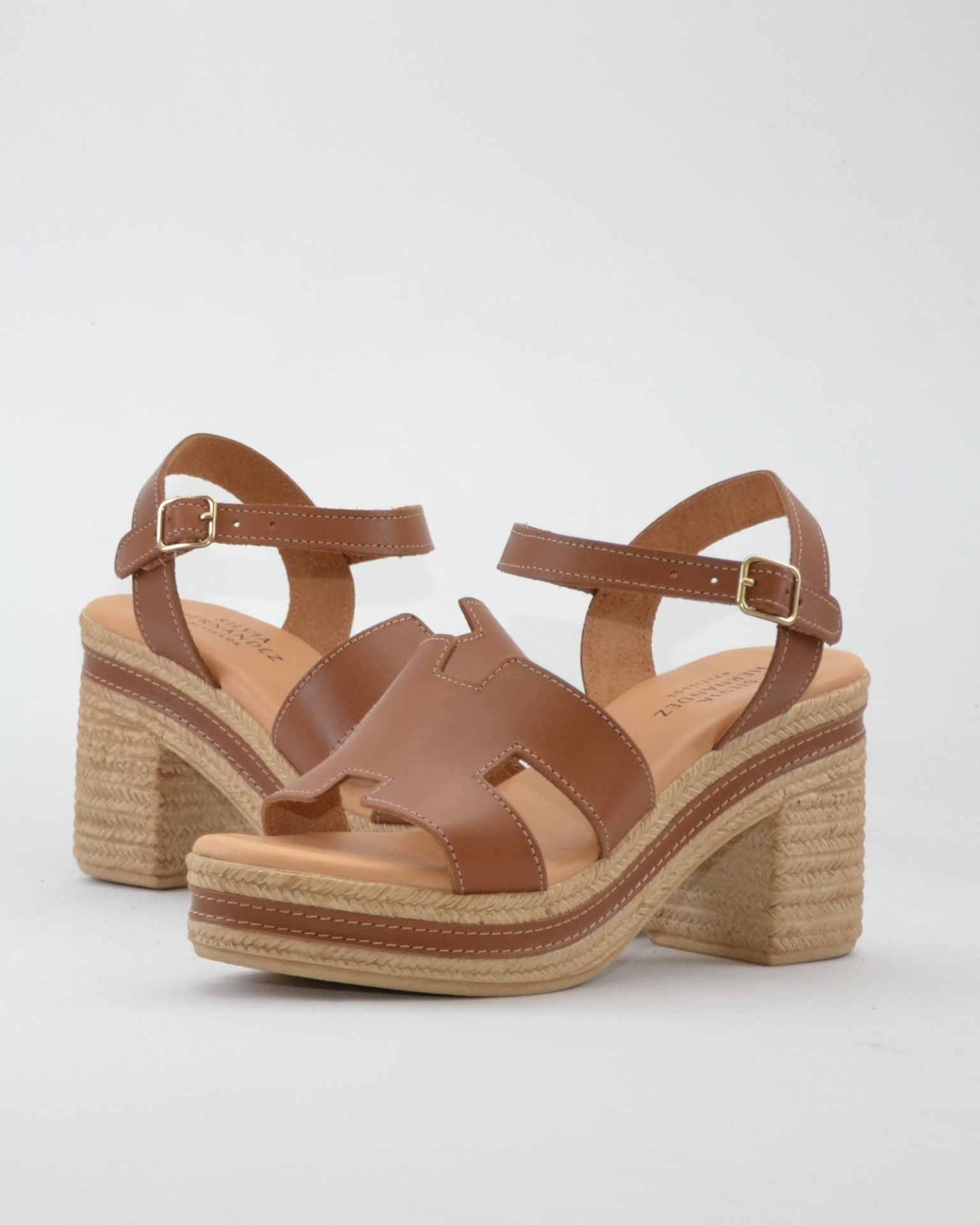 SANDALIA MUJER TACON Y PLATAFORMA COLOR CUERO PITILLOS 30211