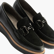 MOCASIN PLANO CHAROL ANTE NEGRO 10763