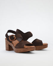 SANDALIA MUJER PLATAFORMA COLOR MARRON CHOCOLATE CON HEBILLA KAOLA 930