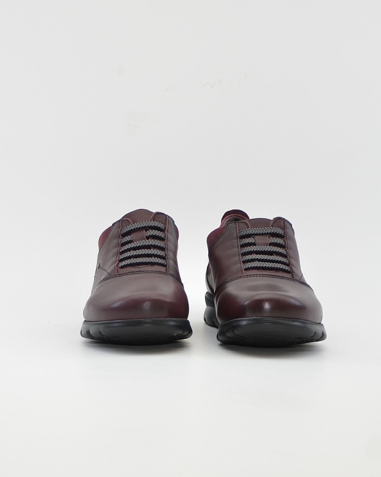 ZAPATO PLANO MUJER BURDEOS CON ELASTICOS FLUCHOS SUSAN F0354