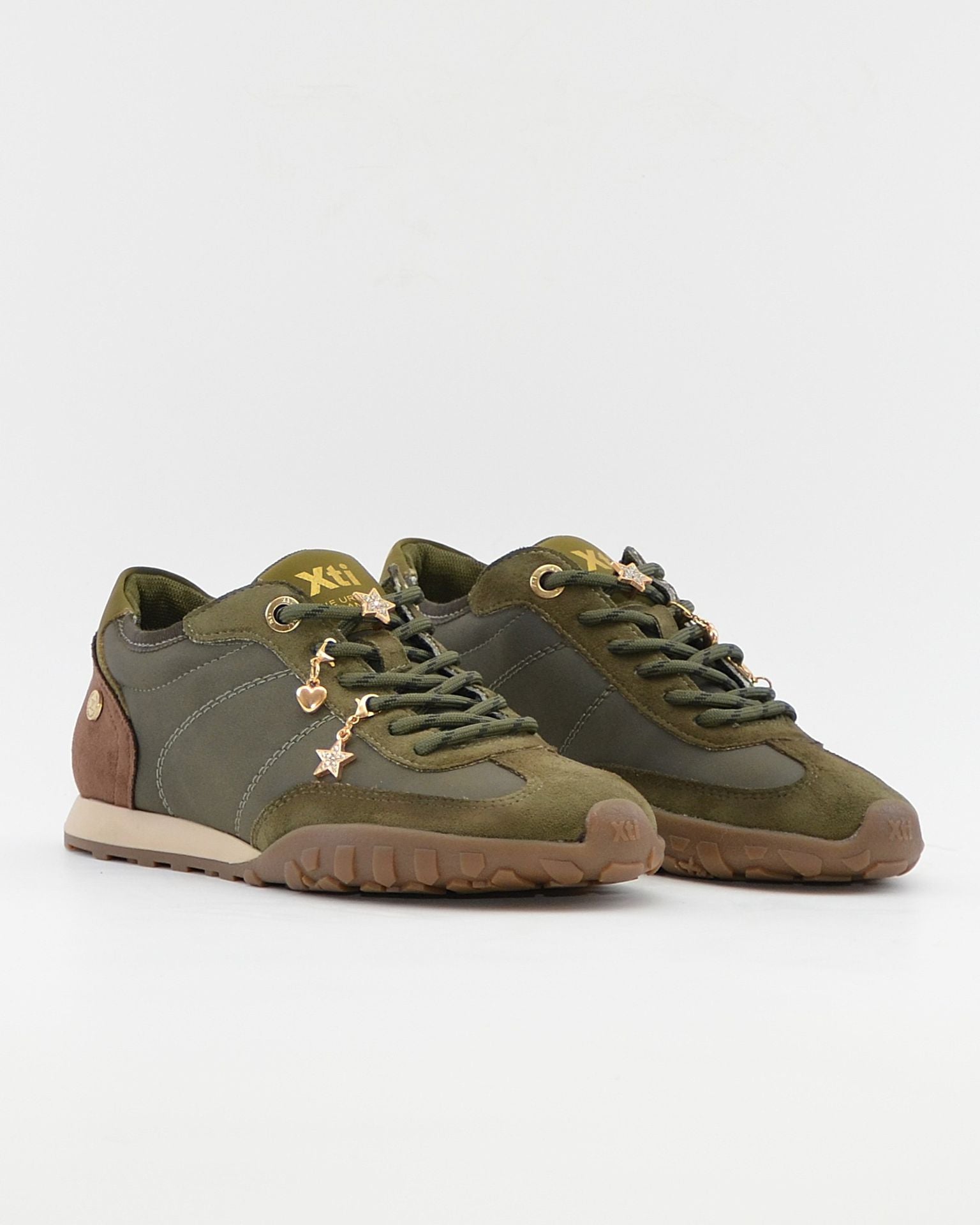 DEPORTIVO SNEAKER MUJER PLANA COLOR KAKI XTI 146146