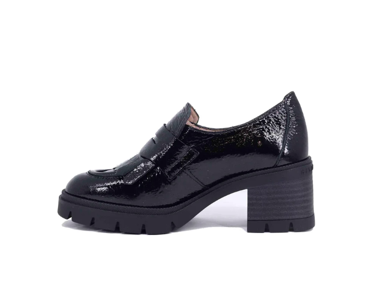 ZAPATO PLATAFORMA ELASTCIOS CHAROL NEGRO HI243610