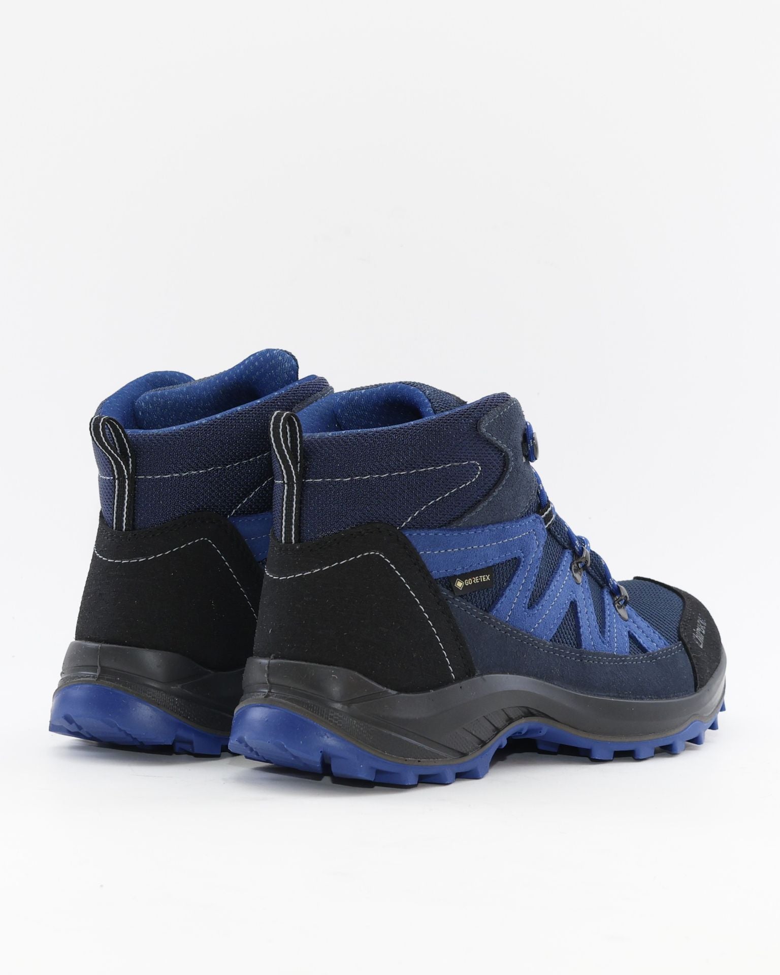 BOTA CHIRUCA MUJER GORE TEX TROLL 03