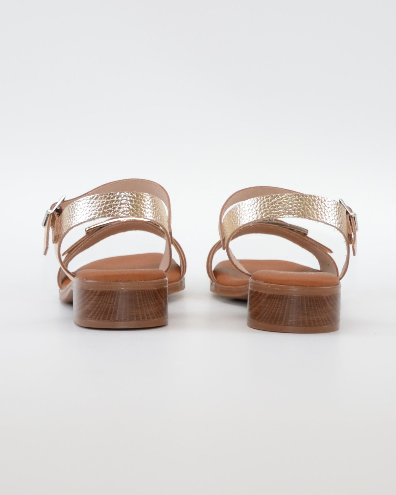 SANDALIA MUJER CHAMPAN TACON BAJO PLANTA DE GEL OH MY SANDALS 5993