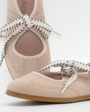 MERCEDITAS EN SERRAJE CON LAZO COLOR BEIGE MACARENA RANIA 73