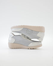 ZAPATO DE CORTE DEPORTIVO MUJER CON CUÑA Y CORDON ELASTICO TREINTAS L4569 PLATA