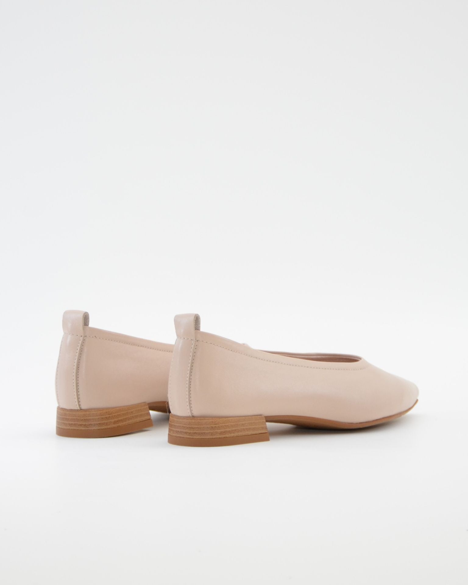 BAILARINAS DE PIEL COLOR BIEGE LACOMBA LILY
