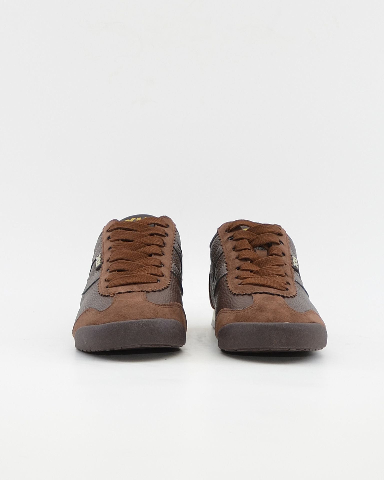 DEPORTIVO SNEAKER MUJER PLANA COLOR MARRÓN XTI 146157
