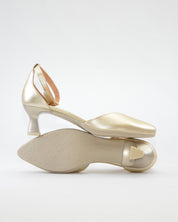 ZAPATO VESTIR MUJER PUNTERA Y TALON CERRADO CON PULSERA COLOR PLATINO DESIREE MACA 3