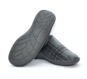 ZAPATILLAS DE CASA HOMBRE CUADROS GRIS