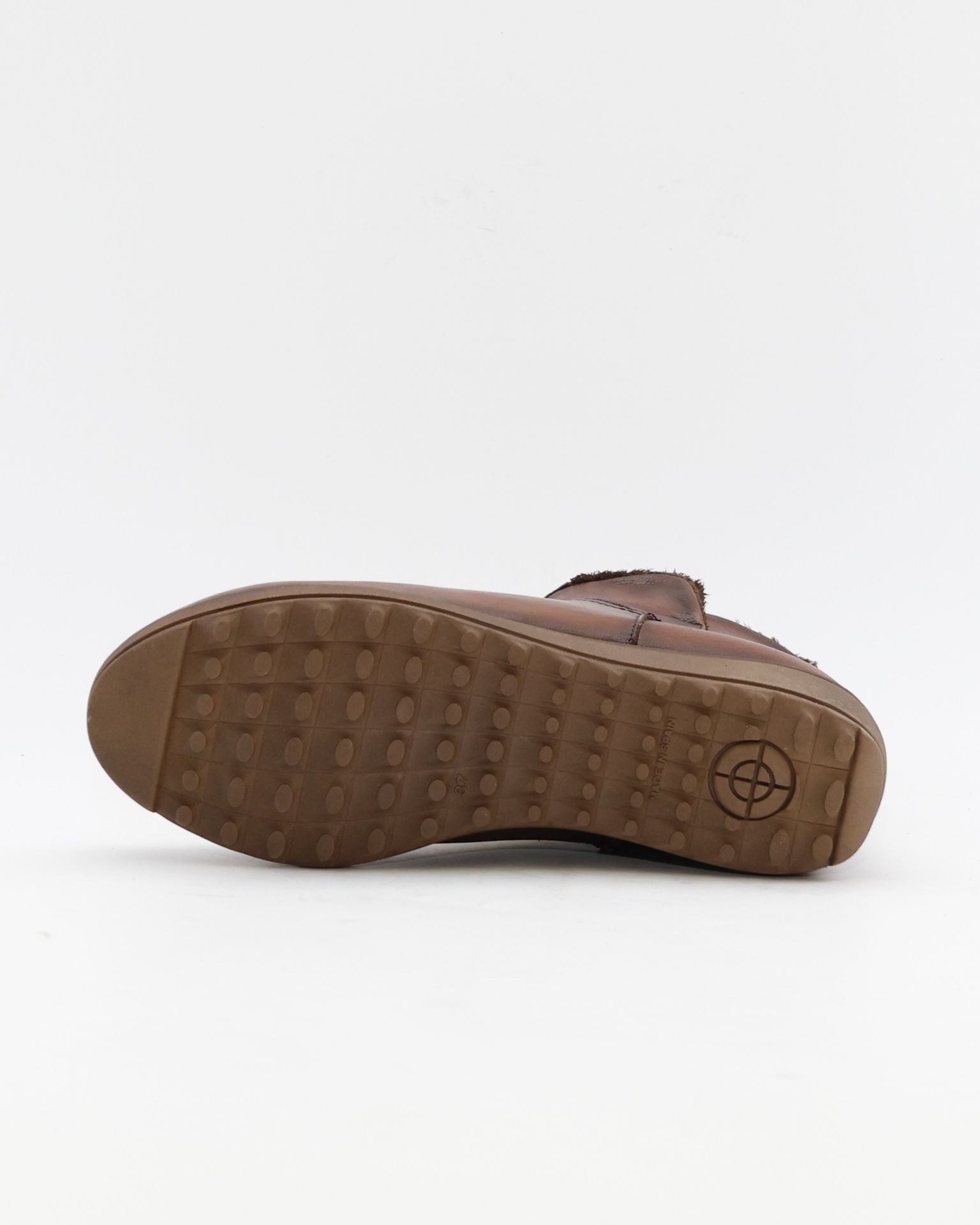 BOTINES DE MUJER CON CUÑA BAJA COLOR CUERO GIORDA 27681