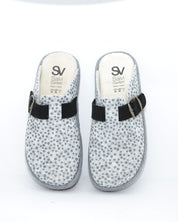 ZAPATILLAS DE CASA MUJER  CON HEBILLA