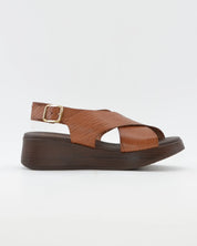 SANDALIA MUJER CRUZADA COLOR CUERO PLANTA ACOLCHADA PAULA URBAN 33-2070 AVELLANA