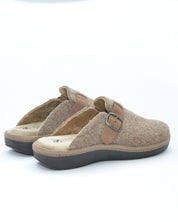 ZAPATILLAS DE CASA HOMBRE CON HEBILLA