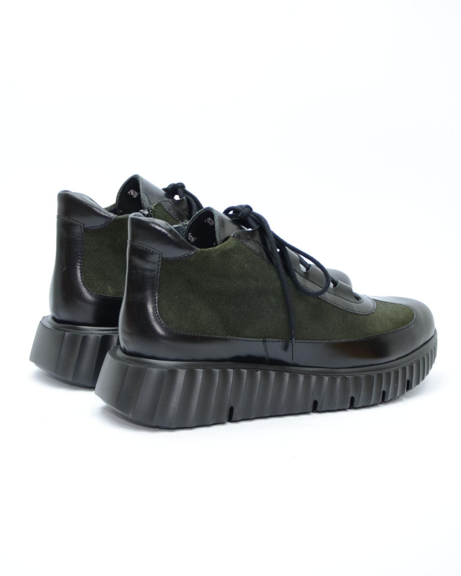 DEPORTIVO MUJER ABOTINADO NEGRO VERDE PISO GRUESO 6509 CONFORT CLASS