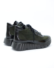 DEPORTIVO MUJER ABOTINADO NEGRO VERDE PISO GRUESO 6509 CONFORT CLASS