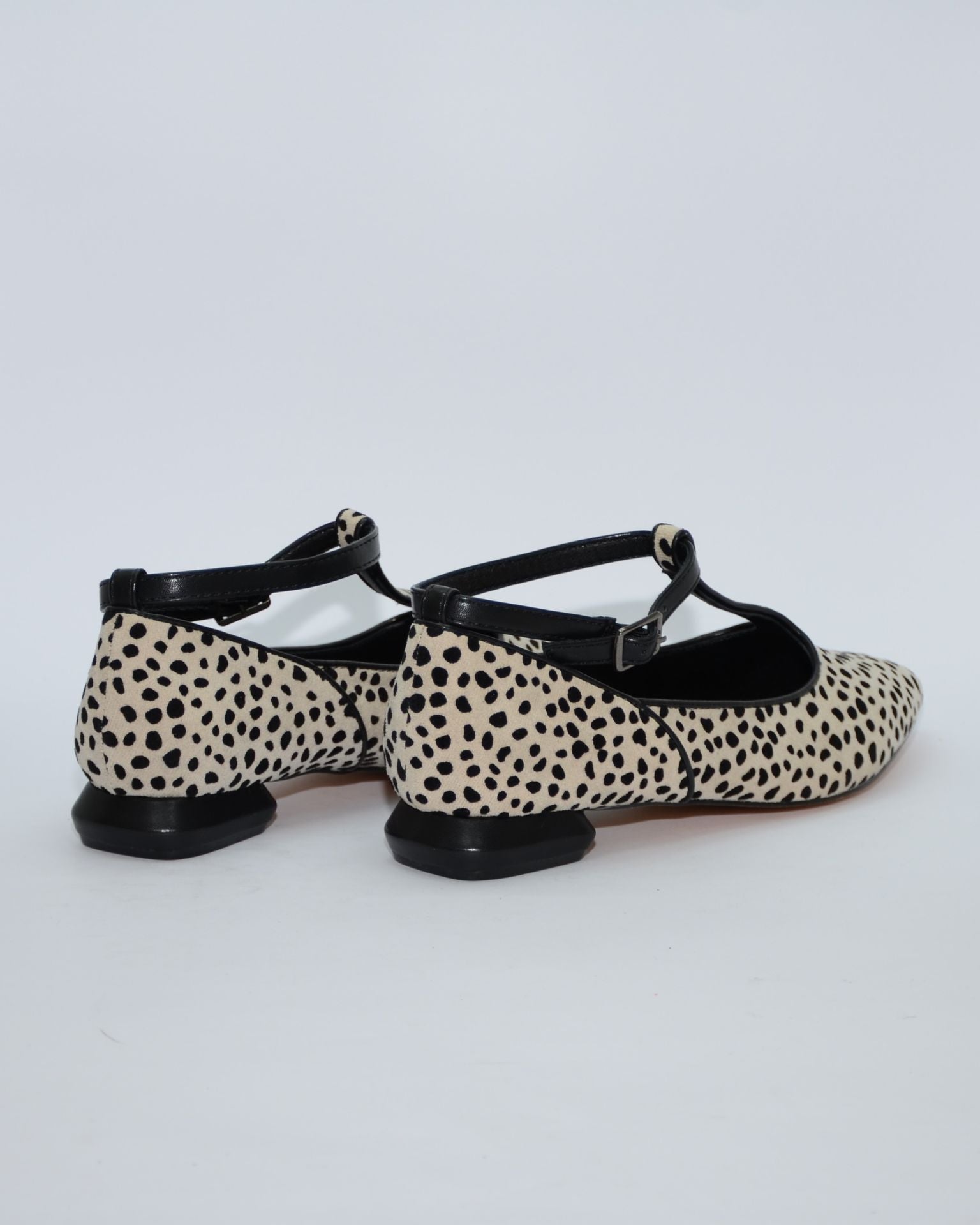 BAILARINA ABROCHADA ANIMAL PRINT BEIGE 578K115