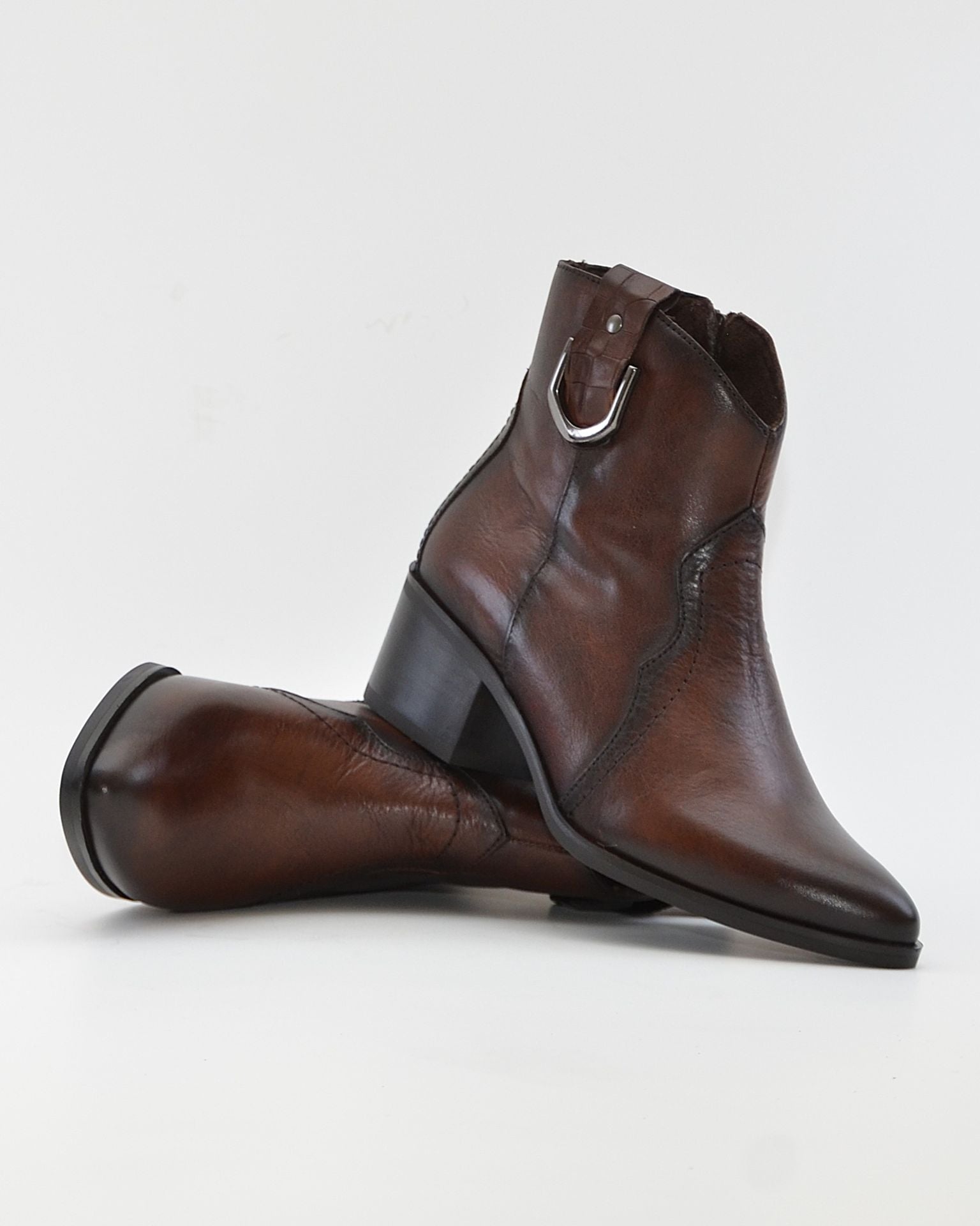 BOTIN MUJER COWBOY PIEL MARRÓN CON HEBILLA KAOLA 3054