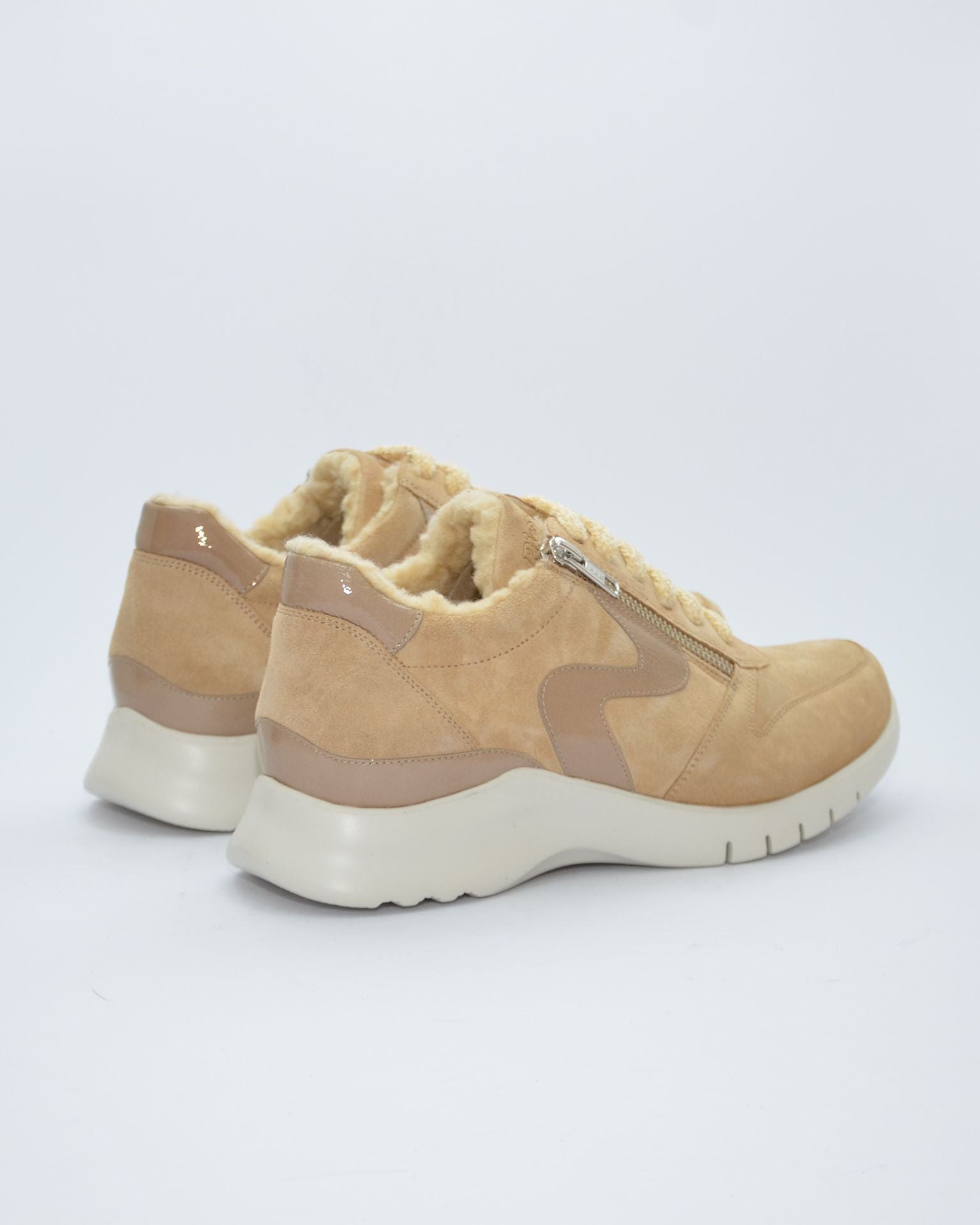 DEPORTIVO MUJER ANCHO ESPECIAL SERRAJE CAMEL PLANTILLA EXTRAIBLE 2557705-289