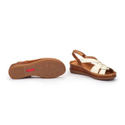 SANDALIA PLANA DE PIEL TRENZADA COLOR BLANCO ROTO PIKOLINOS W8K-1839C2 NATA