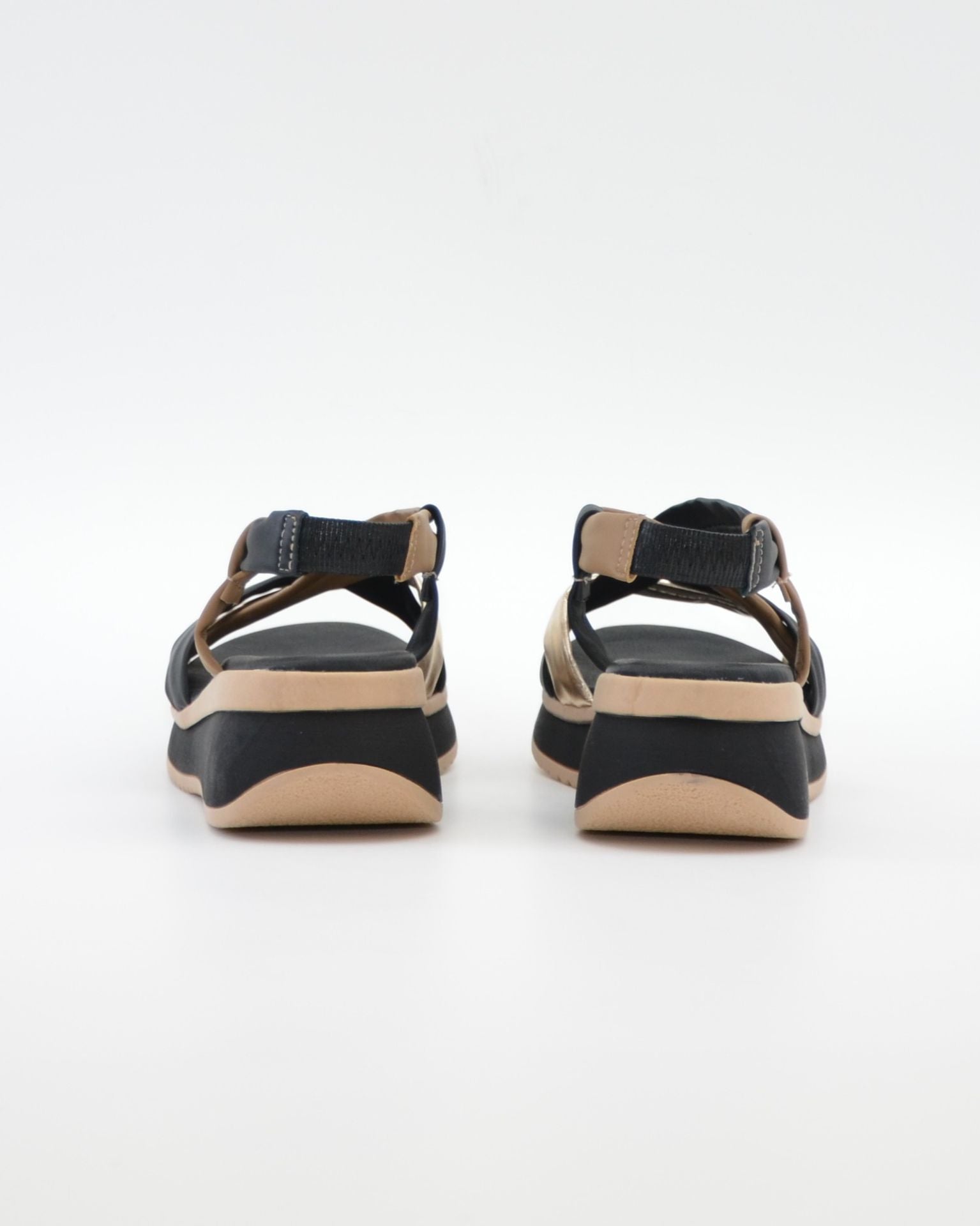 SANDALIA CUÑA MUJER TIRAS COMBI NEGRO PLANTA DE GEL OH MY SANDALS 5941