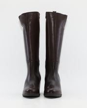 BOTA ALTA MUJER TACON MEDIO COLOR MARRON CREMALLERA Y ELASTICO TREINTAS L-1504