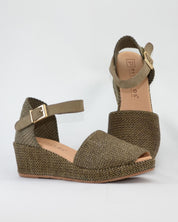 SANDALIA CON CUÑA MUJER PLANTA ACOLCHADA RAFIA KAKI PITILLOS 11260
